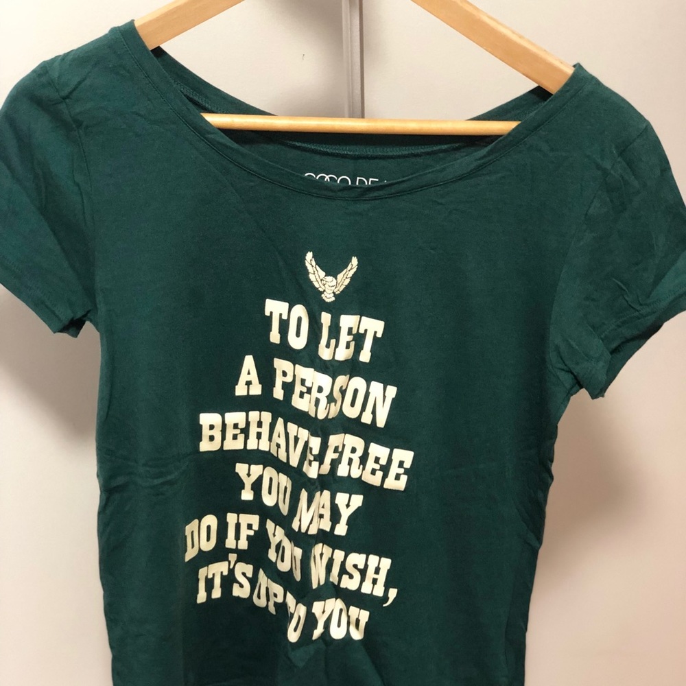 Green t shirt